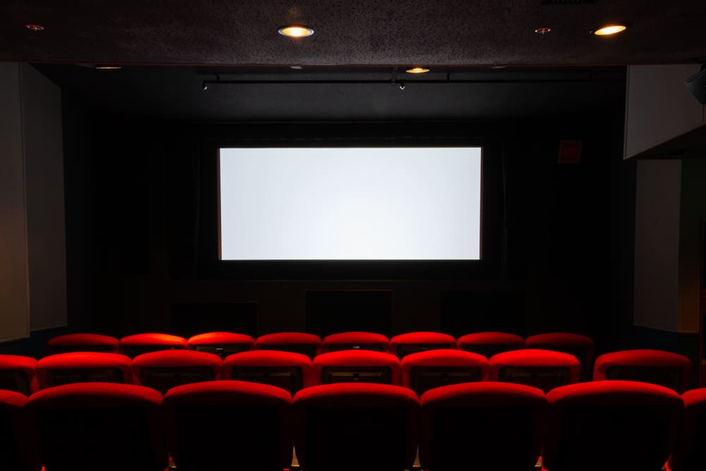 THEATER 1