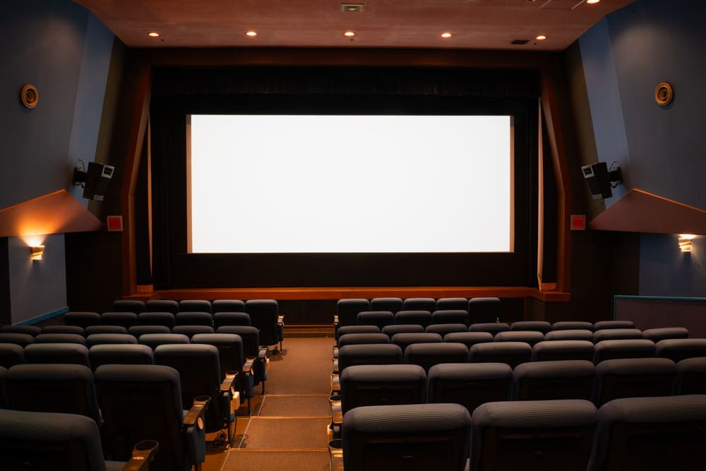 THEATER 2